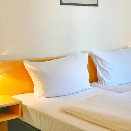 - Anna Anna App 13 *